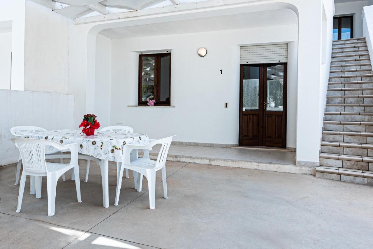 Апартаменты Mancaversa Gallipoli Casa Vacanza Stefania Марина-ди-Манкаверса Экстерьер фото