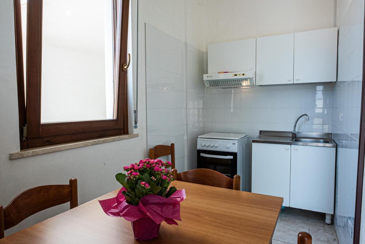 Апартаменты Mancaversa Gallipoli Casa Vacanza Stefania Марина-ди-Манкаверса Экстерьер фото