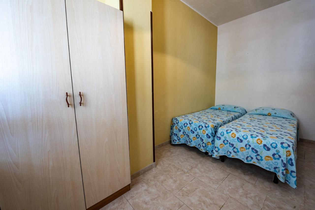 Апартаменты Mancaversa Gallipoli Casa Vacanza Stefania Марина-ди-Манкаверса Экстерьер фото
